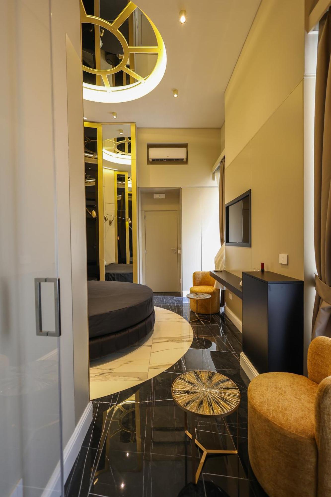 Maison San Carlo Luxury Suites Napoli Dış mekan fotoğraf