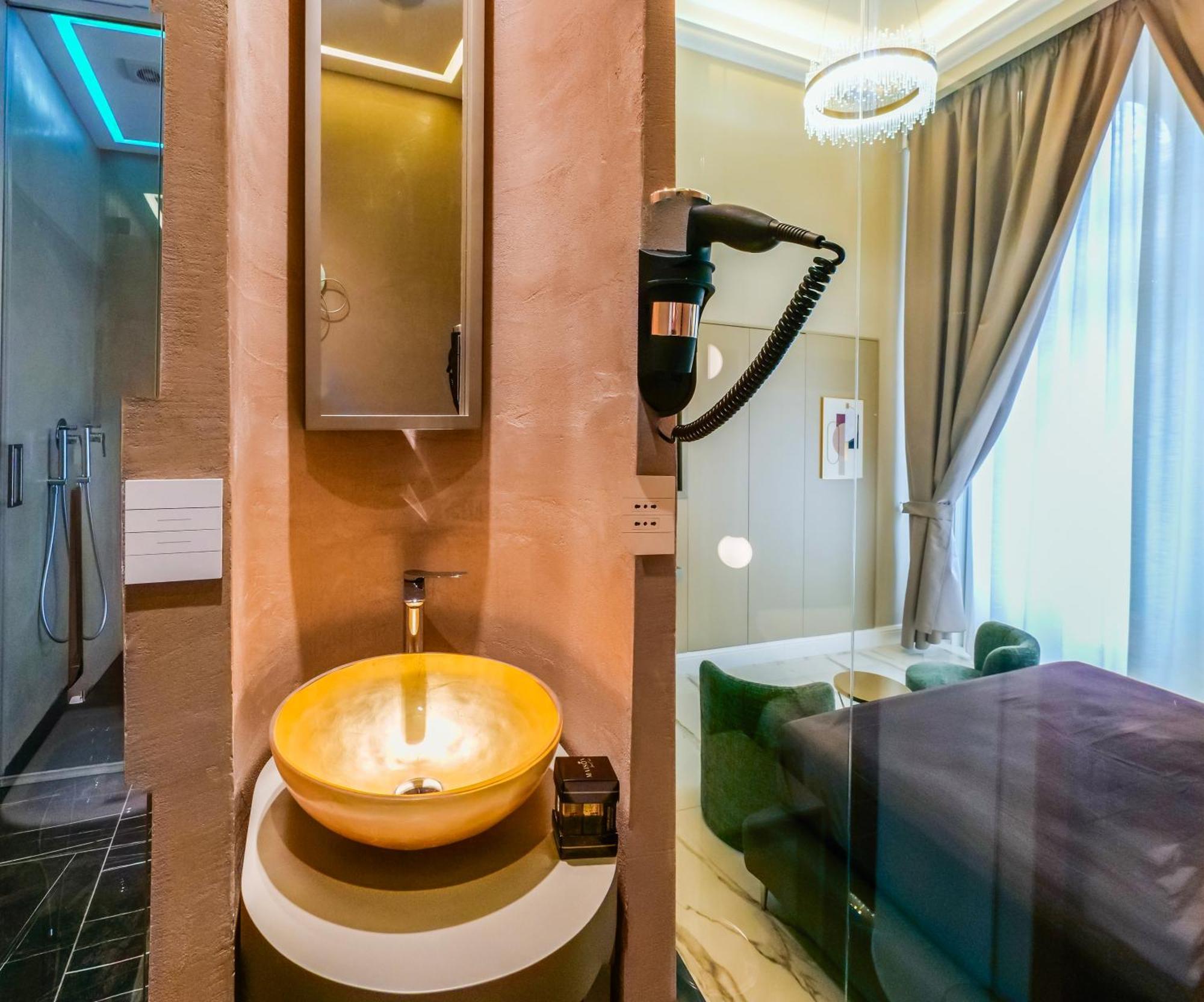 Maison San Carlo Luxury Suites Napoli Dış mekan fotoğraf